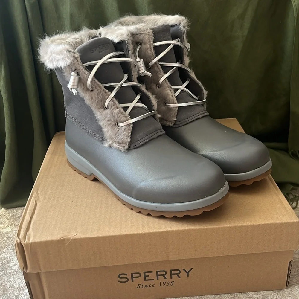 Sperry brand new